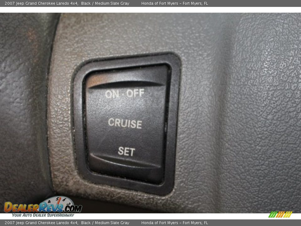 2007 Jeep Grand Cherokee Laredo 4x4 Black / Medium Slate Gray Photo #22