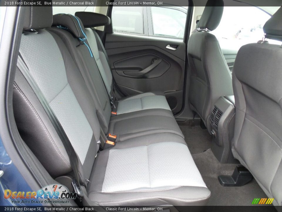 2018 Ford Escape SE Blue Metallic / Charcoal Black Photo #6
