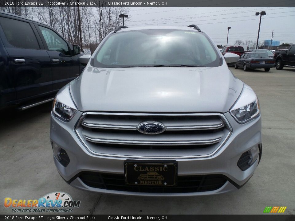 2018 Ford Escape SE Ingot Silver / Charcoal Black Photo #2