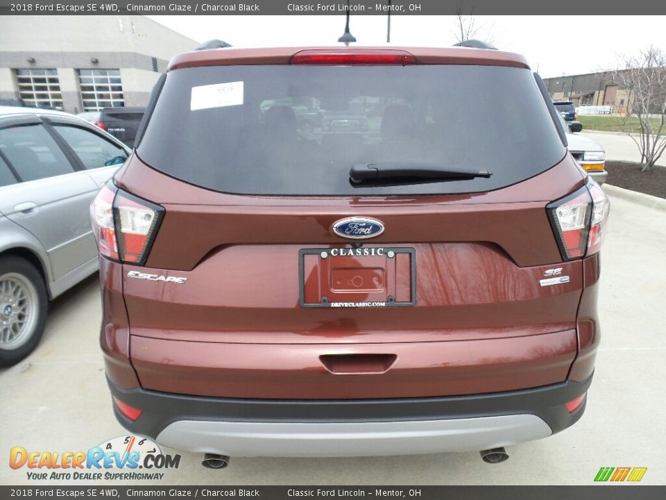 2018 Ford Escape SE 4WD Cinnamon Glaze / Charcoal Black Photo #4