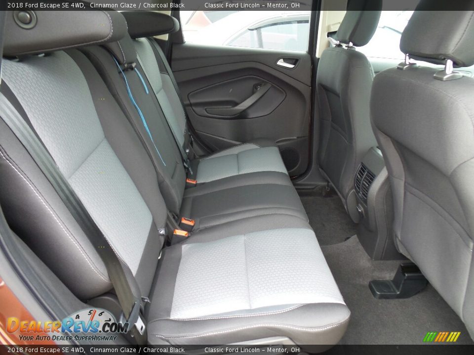 2018 Ford Escape SE 4WD Cinnamon Glaze / Charcoal Black Photo #7