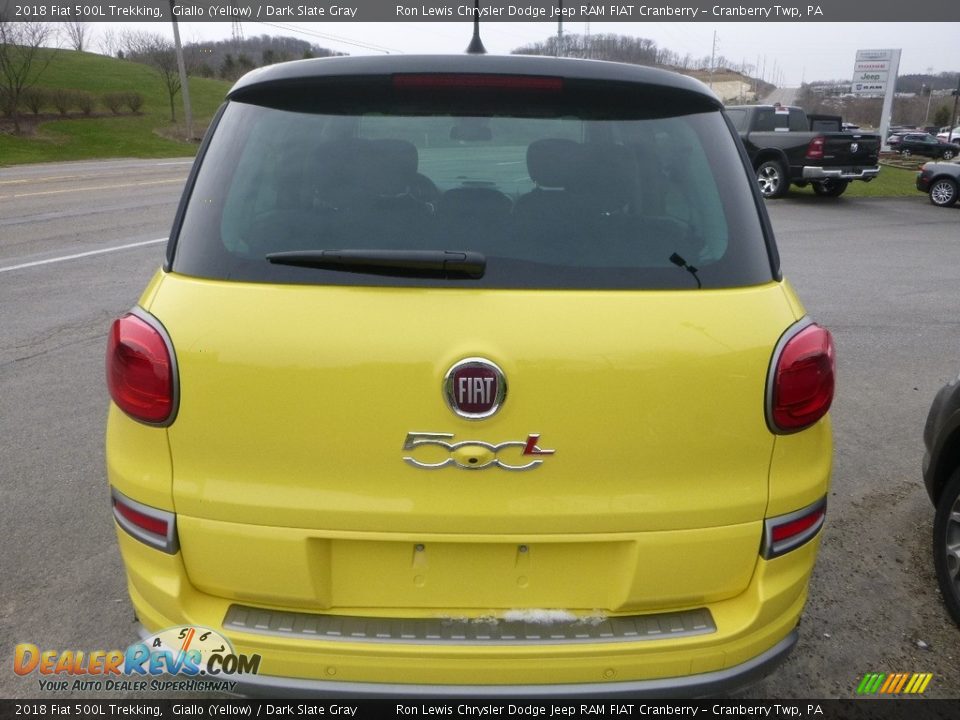 2018 Fiat 500L Trekking Giallo (Yellow) / Dark Slate Gray Photo #4