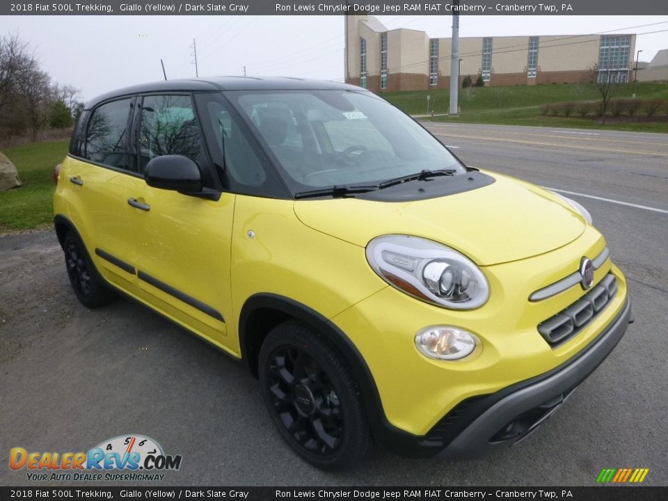 2018 Fiat 500L Trekking Giallo (Yellow) / Dark Slate Gray Photo #7
