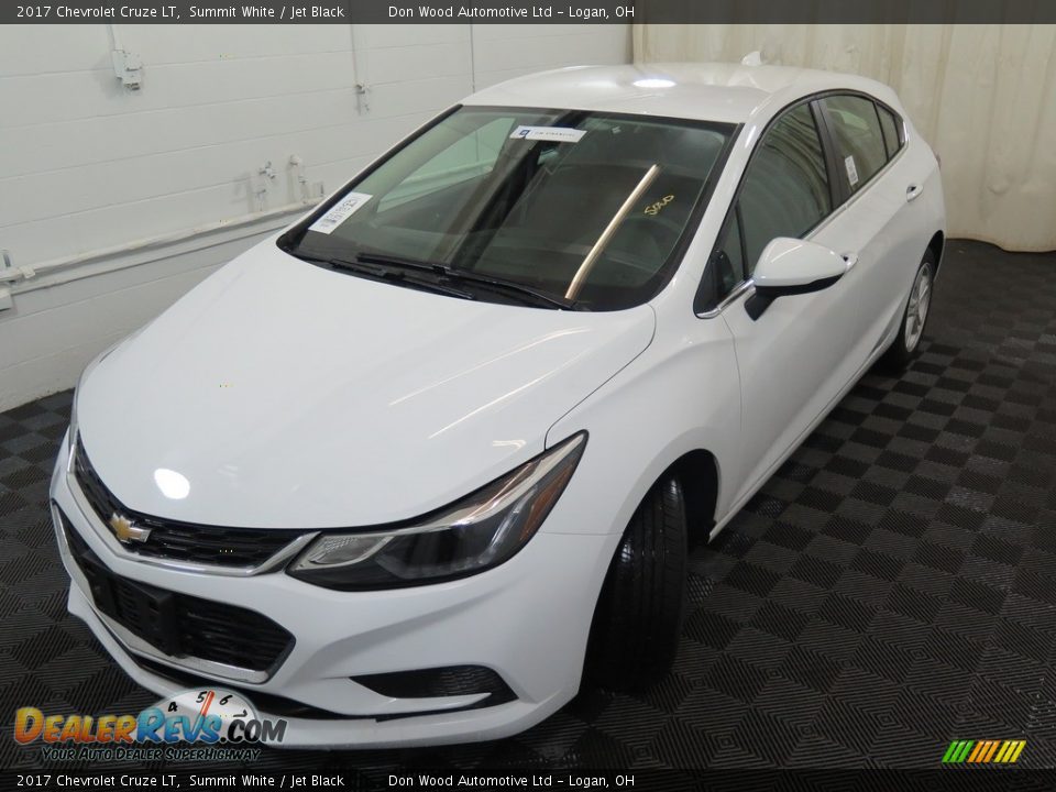 2017 Chevrolet Cruze LT Summit White / Jet Black Photo #8