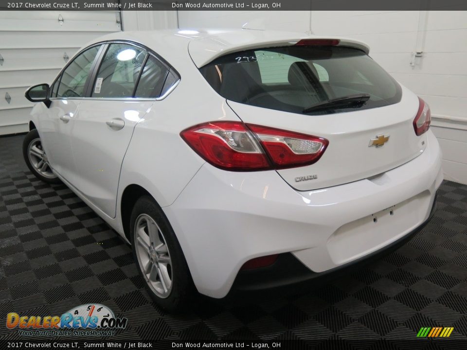 2017 Chevrolet Cruze LT Summit White / Jet Black Photo #9