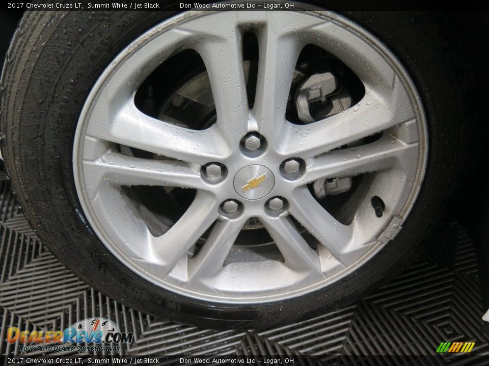 2017 Chevrolet Cruze LT Summit White / Jet Black Photo #22