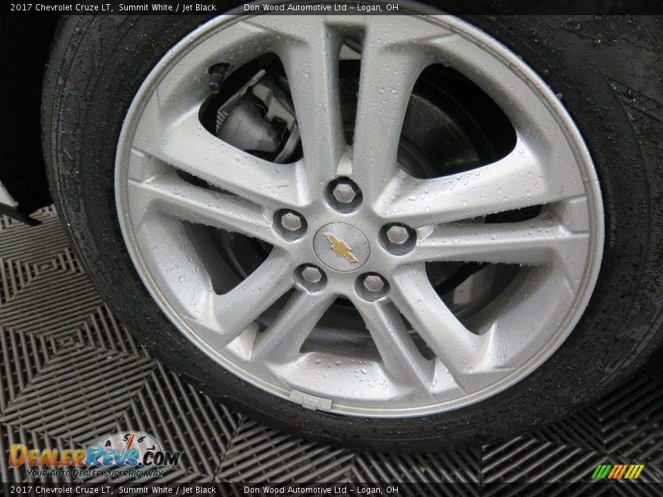 2017 Chevrolet Cruze LT Summit White / Jet Black Photo #23