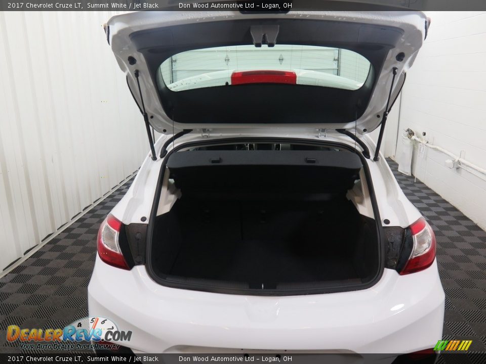 2017 Chevrolet Cruze LT Summit White / Jet Black Photo #26