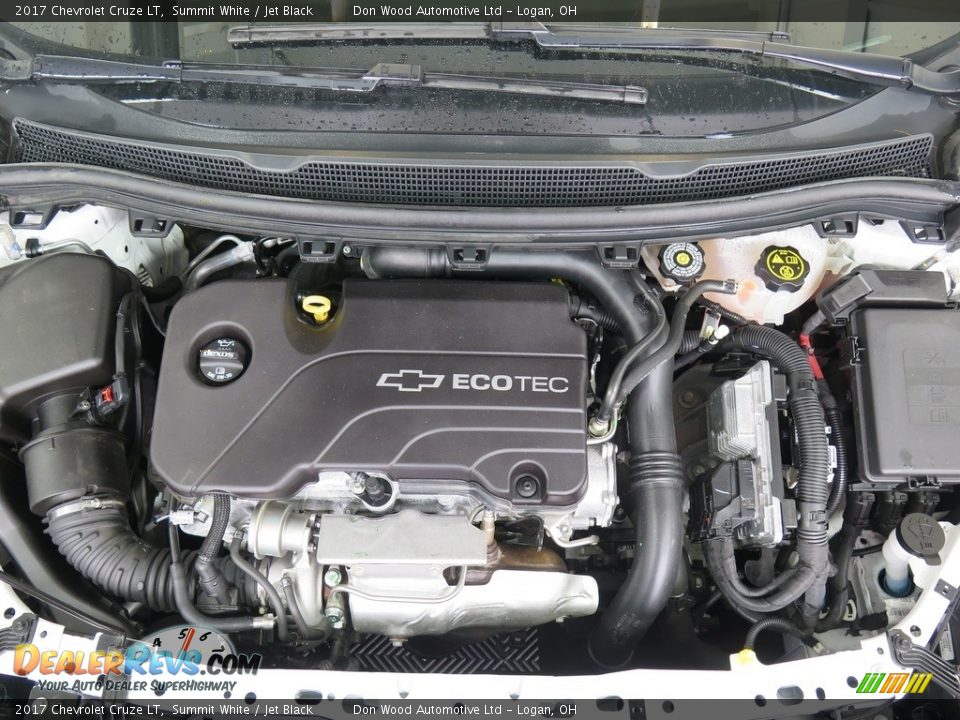 2017 Chevrolet Cruze LT Summit White / Jet Black Photo #28