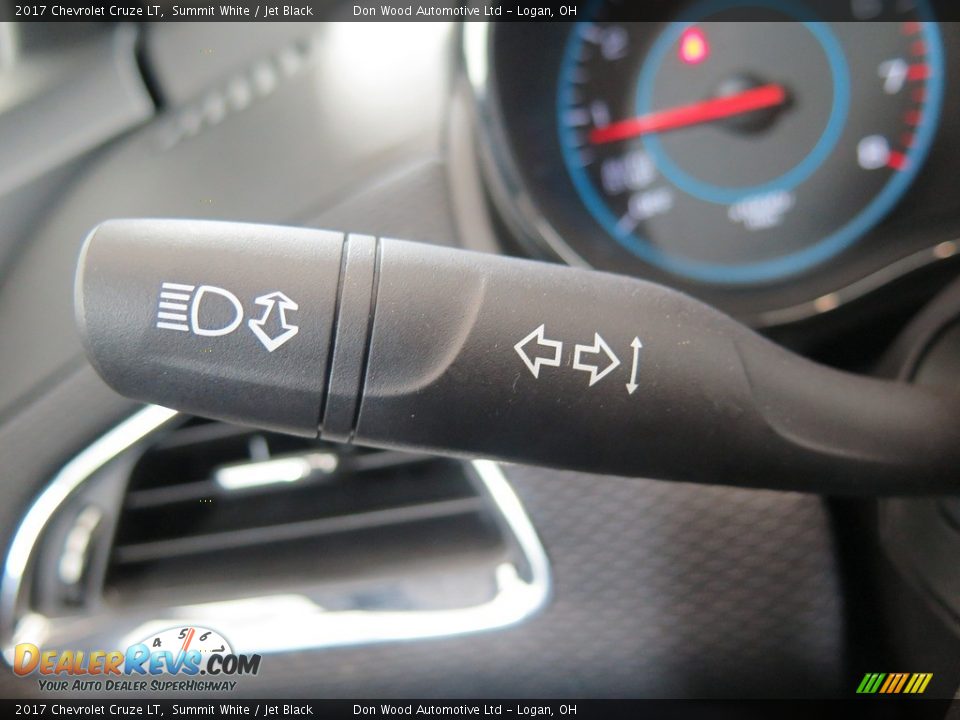 2017 Chevrolet Cruze LT Summit White / Jet Black Photo #36