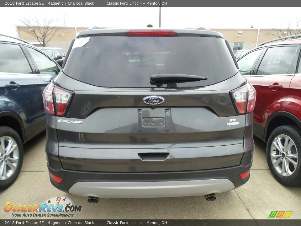 2018 Ford Escape SE Magnetic / Charcoal Black Photo #5