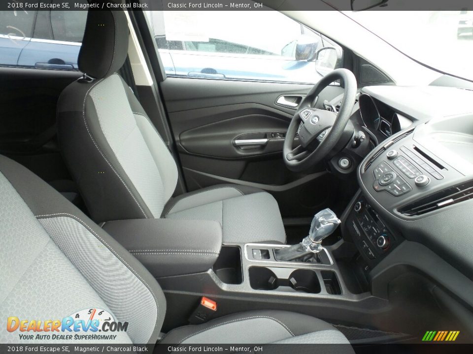 2018 Ford Escape SE Magnetic / Charcoal Black Photo #6