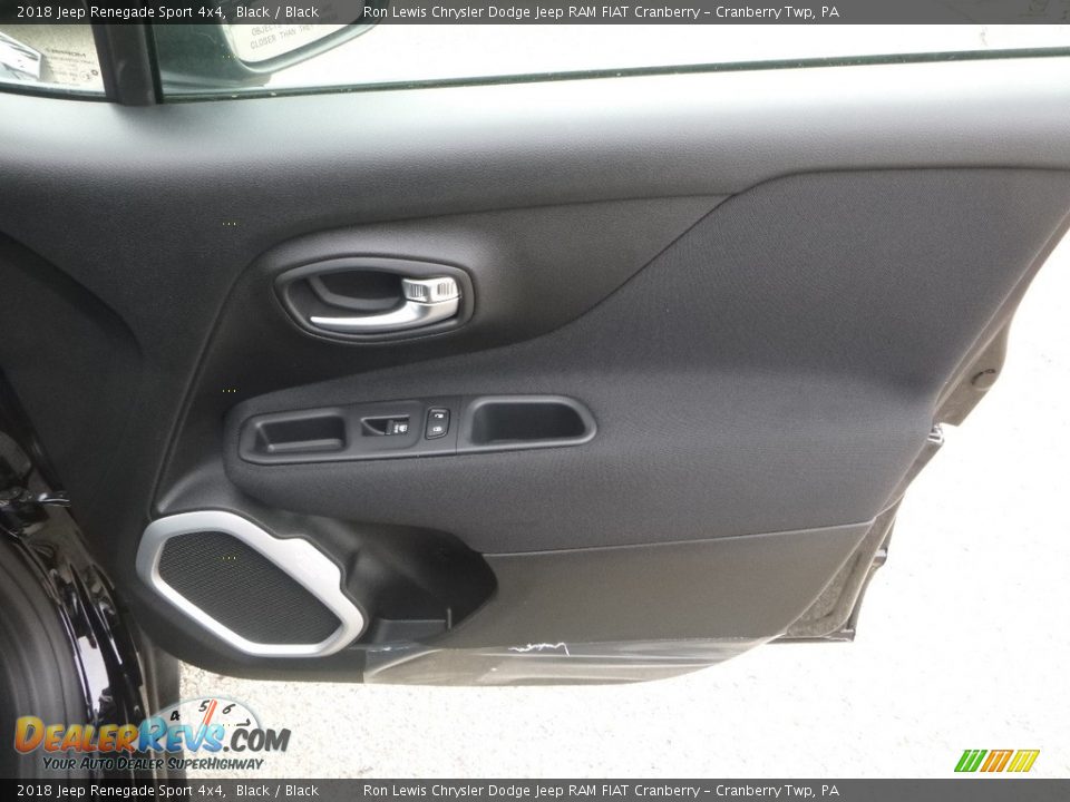 2018 Jeep Renegade Sport 4x4 Black / Black Photo #12