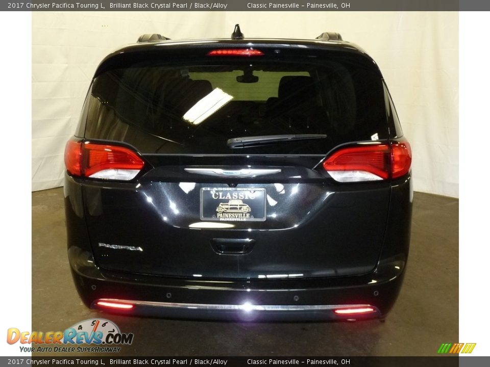 2017 Chrysler Pacifica Touring L Brilliant Black Crystal Pearl / Black/Alloy Photo #3