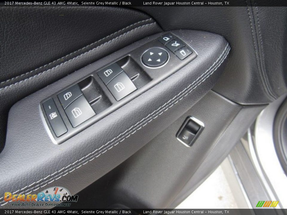 Controls of 2017 Mercedes-Benz GLE 43 AMG 4Matic Photo #26