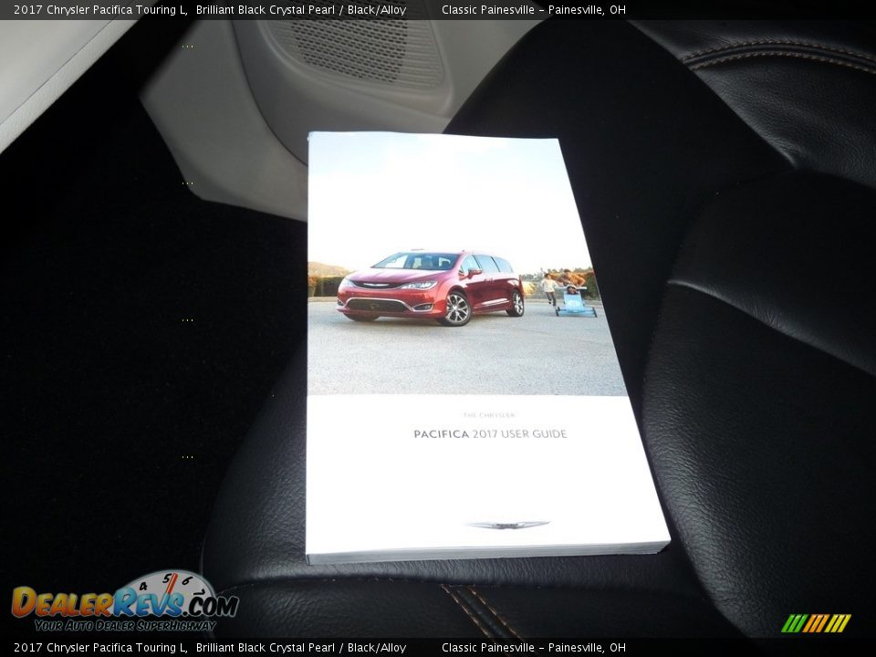 2017 Chrysler Pacifica Touring L Brilliant Black Crystal Pearl / Black/Alloy Photo #18