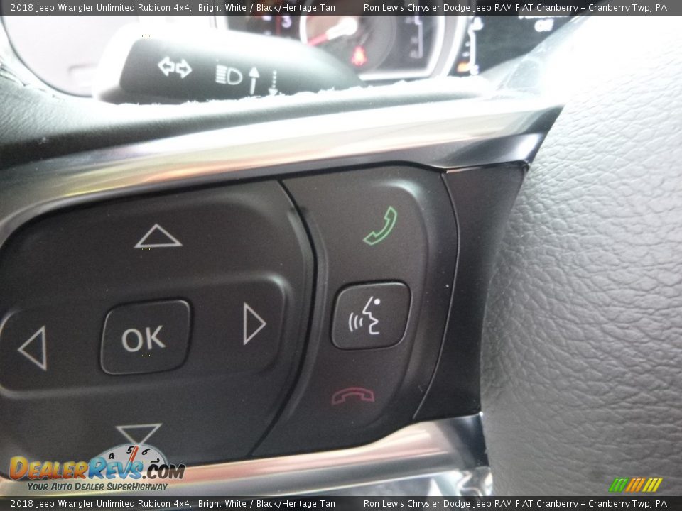 Controls of 2018 Jeep Wrangler Unlimited Rubicon 4x4 Photo #20