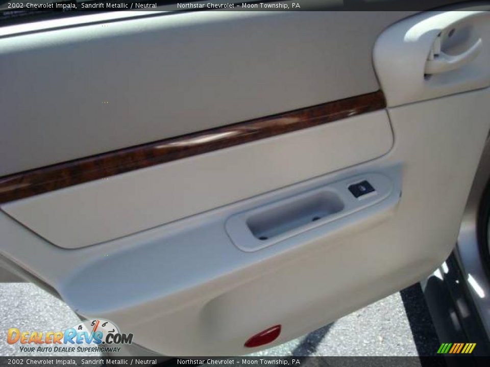 2002 Chevrolet Impala Sandrift Metallic / Neutral Photo #13