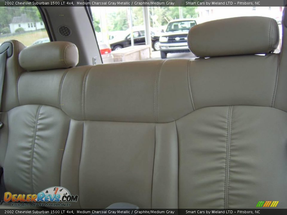 2002 Chevrolet Suburban 1500 LT 4x4 Medium Charcoal Gray Metallic / Graphite/Medium Gray Photo #13