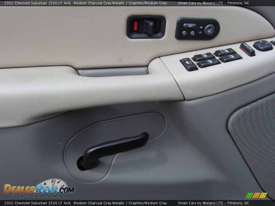 2002 Chevrolet Suburban 1500 LT 4x4 Medium Charcoal Gray Metallic / Graphite/Medium Gray Photo #23