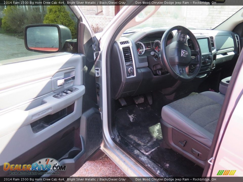 2014 Ram 1500 Big Horn Crew Cab 4x4 Bright Silver Metallic / Black/Diesel Gray Photo #23