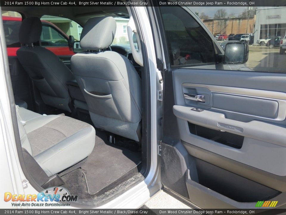 2014 Ram 1500 Big Horn Crew Cab 4x4 Bright Silver Metallic / Black/Diesel Gray Photo #25