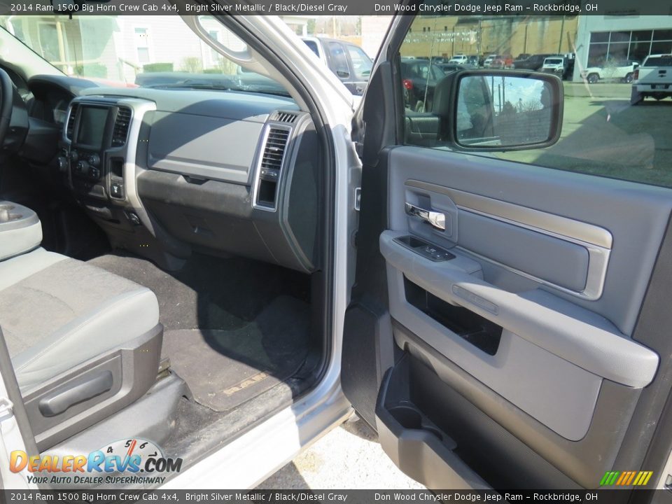 2014 Ram 1500 Big Horn Crew Cab 4x4 Bright Silver Metallic / Black/Diesel Gray Photo #26