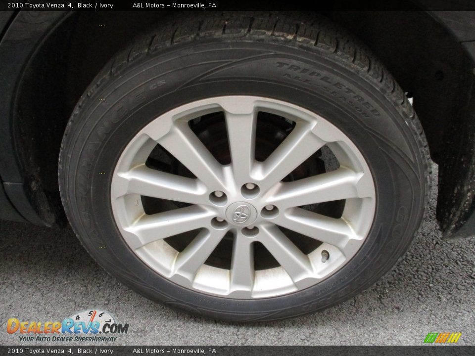 2010 Toyota Venza I4 Black / Ivory Photo #6