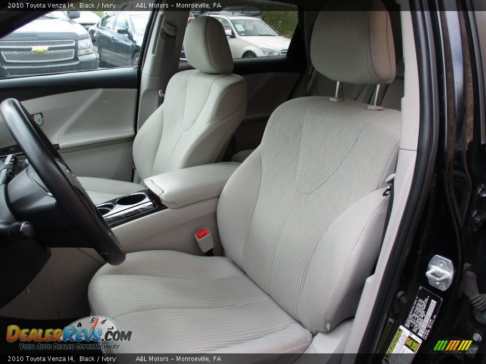 2010 Toyota Venza I4 Black / Ivory Photo #11