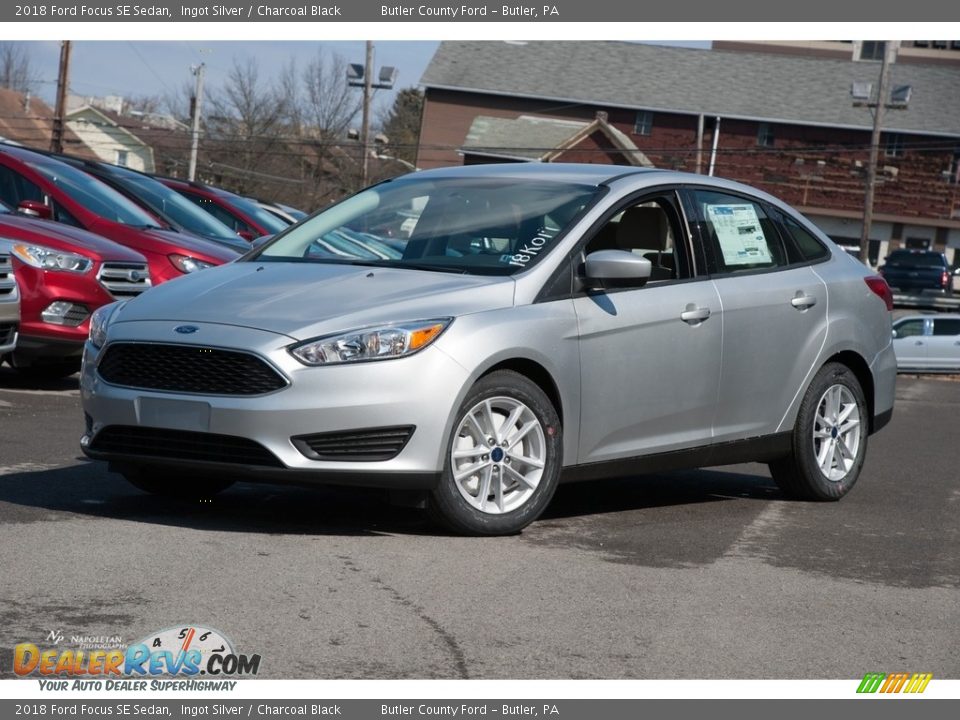 2018 Ford Focus SE Sedan Ingot Silver / Charcoal Black Photo #1
