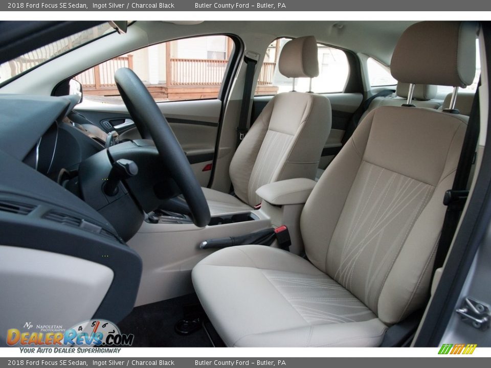 2018 Ford Focus SE Sedan Ingot Silver / Charcoal Black Photo #7