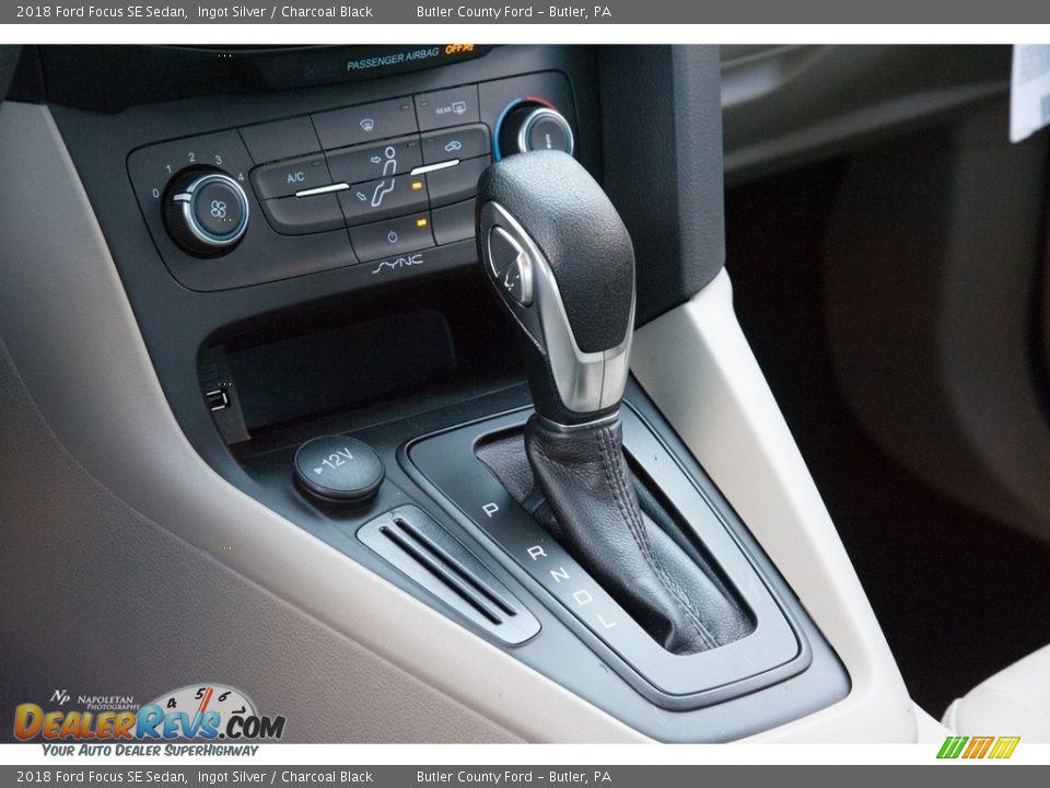2018 Ford Focus SE Sedan Ingot Silver / Charcoal Black Photo #12