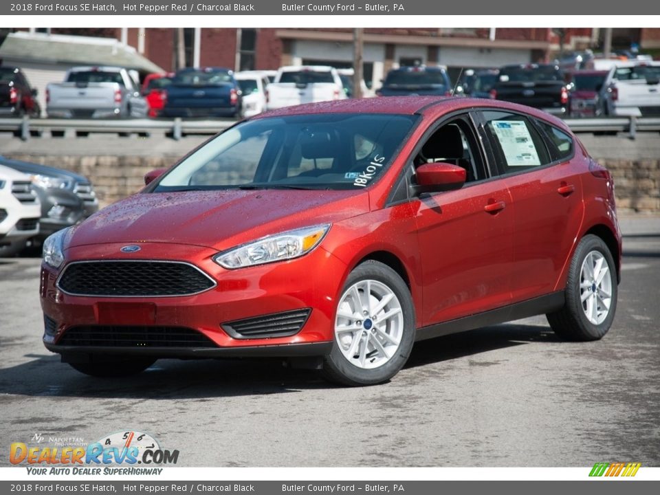2018 Ford Focus SE Hatch Hot Pepper Red / Charcoal Black Photo #1