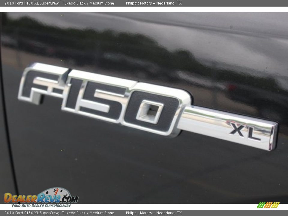 2010 Ford F150 XL SuperCrew Tuxedo Black / Medium Stone Photo #32