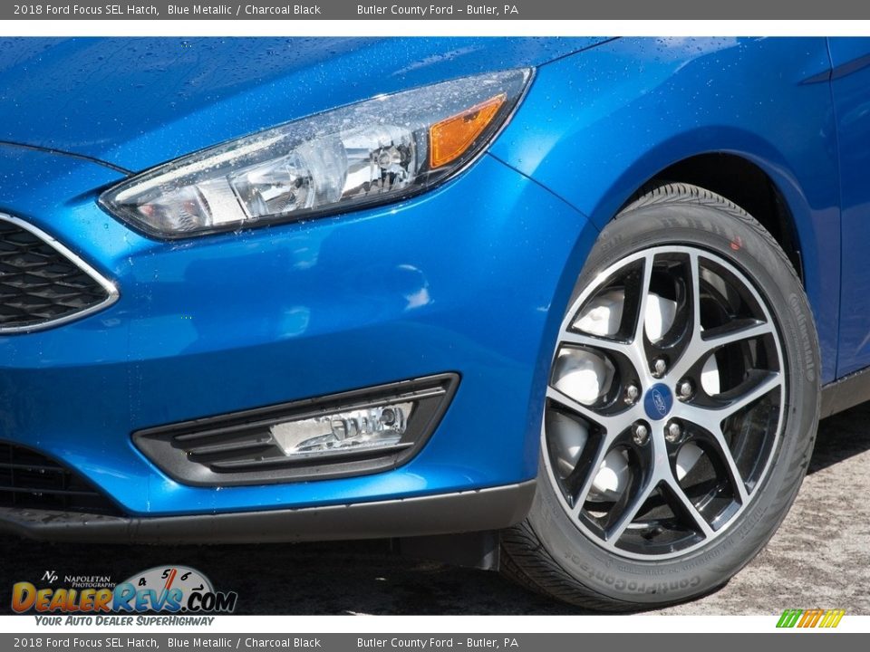 2018 Ford Focus SEL Hatch Blue Metallic / Charcoal Black Photo #2