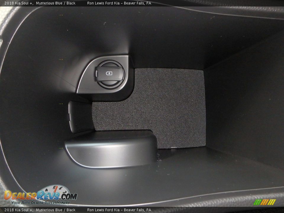 2018 Kia Soul + Mysterious Blue / Black Photo #20