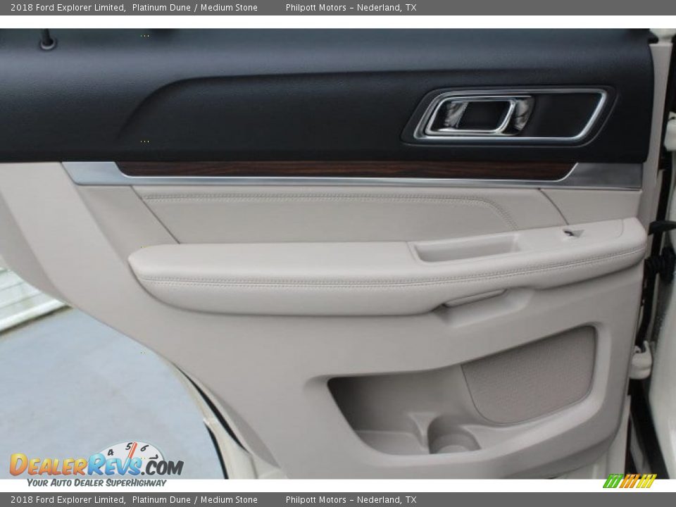 2018 Ford Explorer Limited Platinum Dune / Medium Stone Photo #25