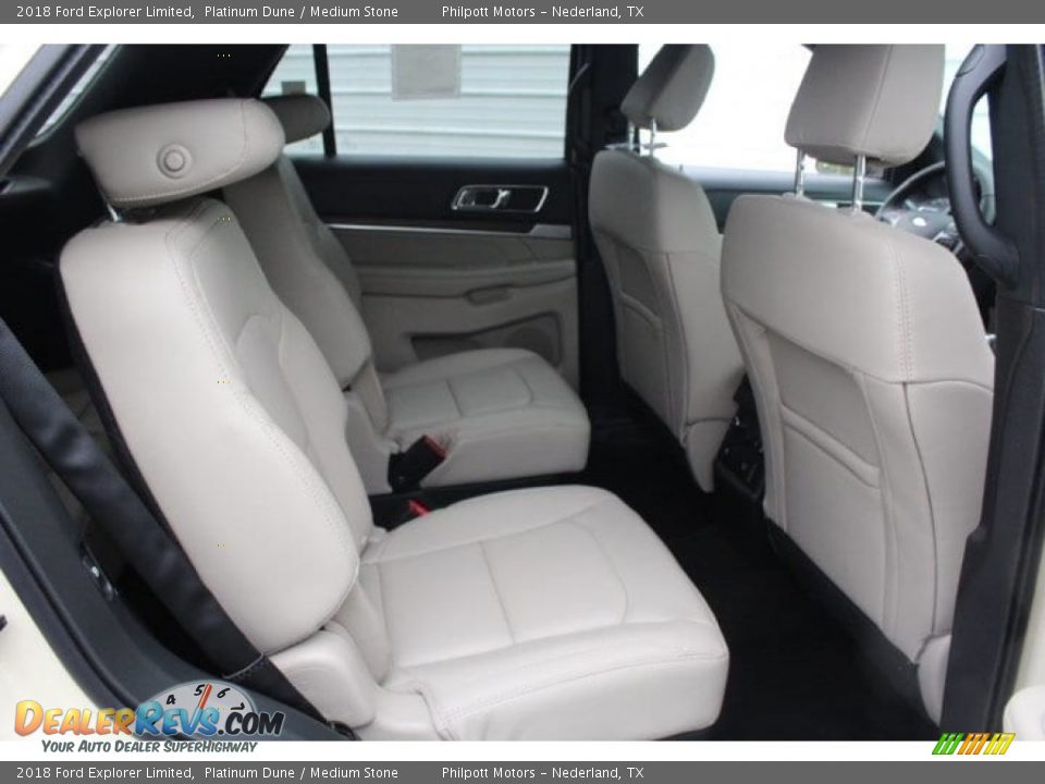 2018 Ford Explorer Limited Platinum Dune / Medium Stone Photo #33