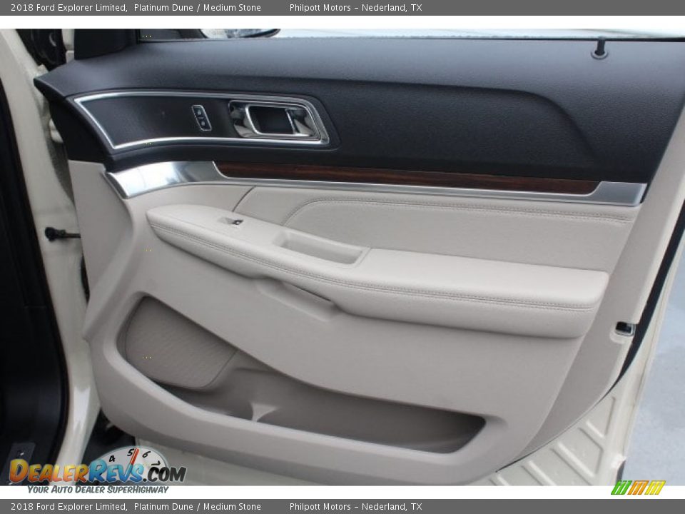 2018 Ford Explorer Limited Platinum Dune / Medium Stone Photo #35