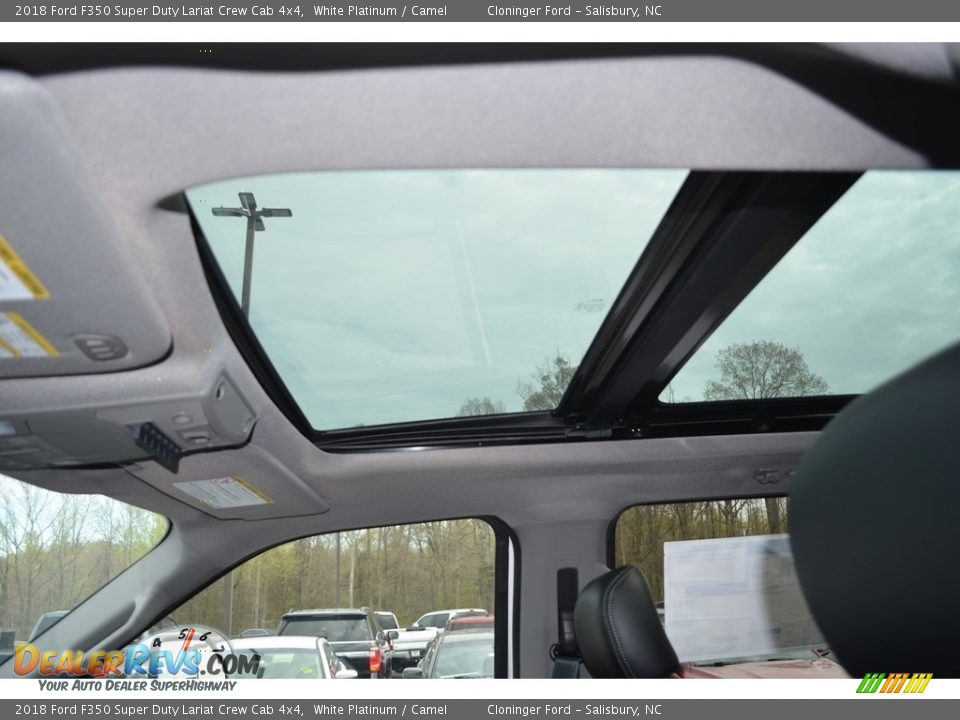 2018 Ford F350 Super Duty Lariat Crew Cab 4x4 White Platinum / Camel Photo #10