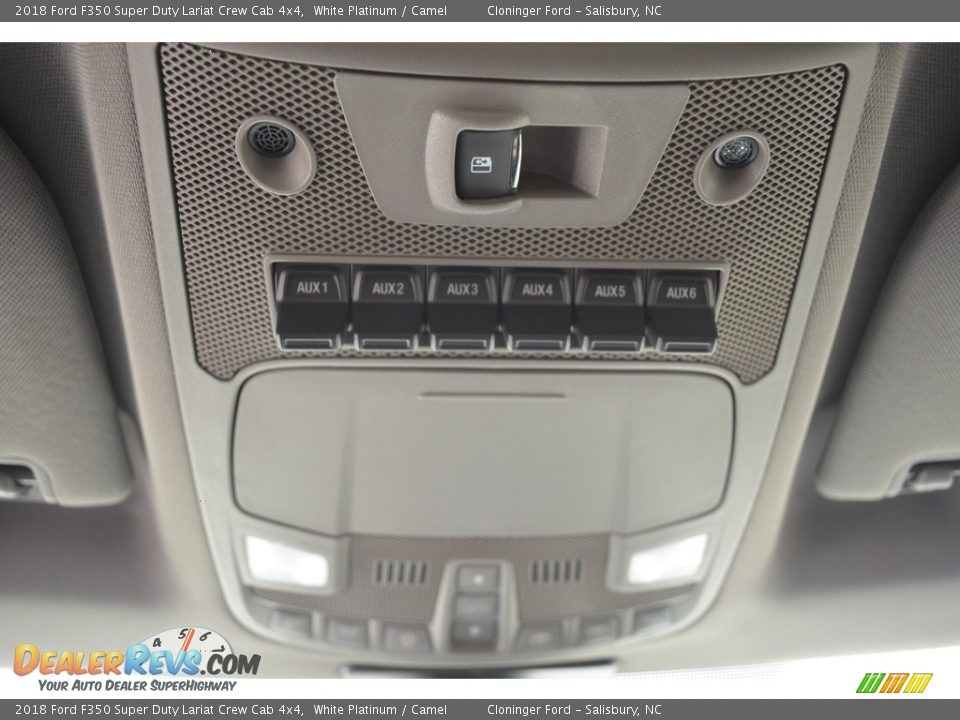 2018 Ford F350 Super Duty Lariat Crew Cab 4x4 White Platinum / Camel Photo #22