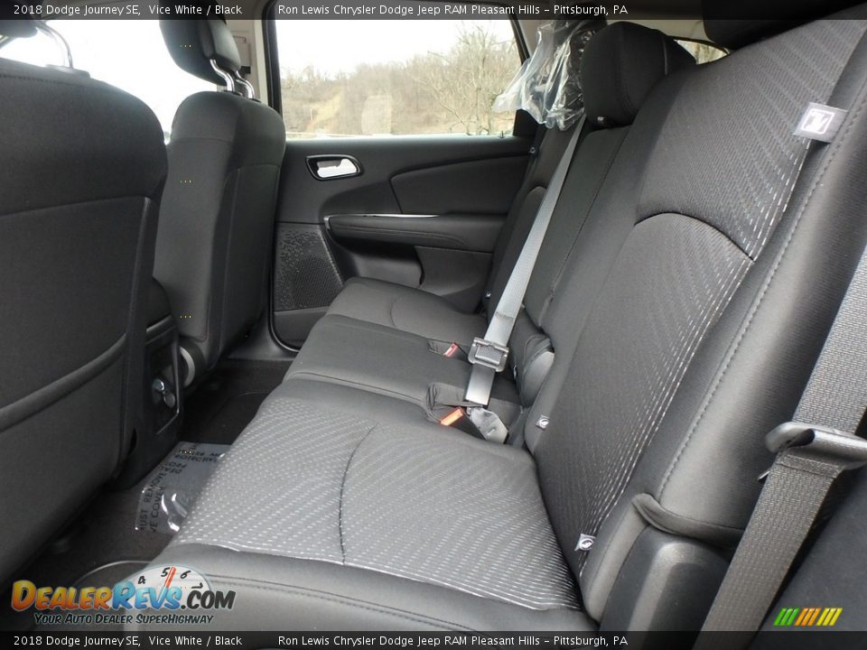 2018 Dodge Journey SE Vice White / Black Photo #11