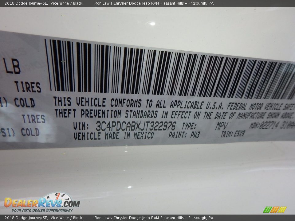 2018 Dodge Journey SE Vice White / Black Photo #15