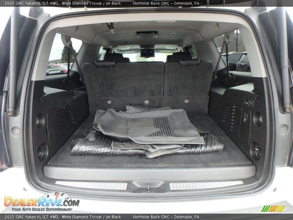 2015 GMC Yukon XL SLT 4WD White Diamond Tricoat / Jet Black Photo #10