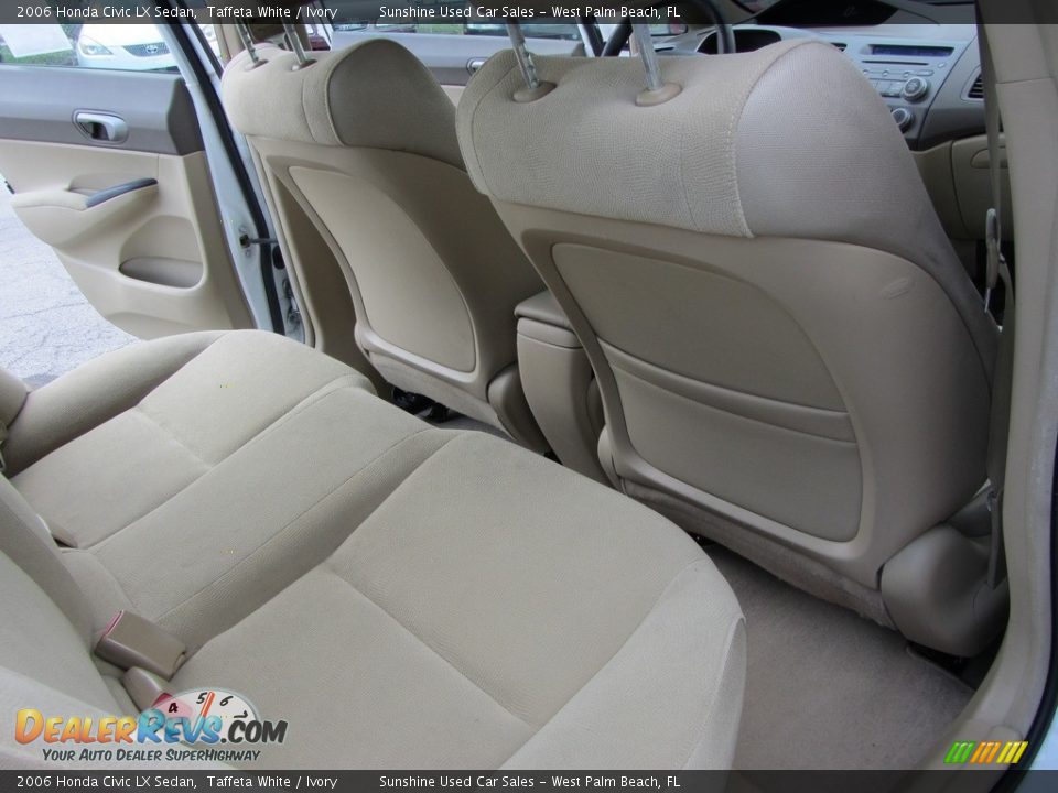 2006 Honda Civic LX Sedan Taffeta White / Ivory Photo #16