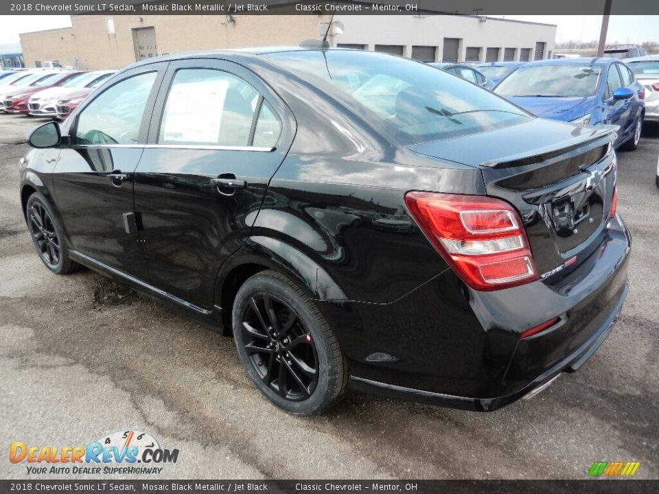 2018 Chevrolet Sonic LT Sedan Mosaic Black Metallic / Jet Black Photo #5