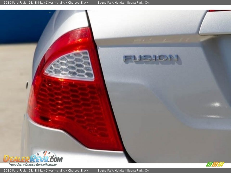2010 Ford Fusion SE Brilliant Silver Metallic / Charcoal Black Photo #11
