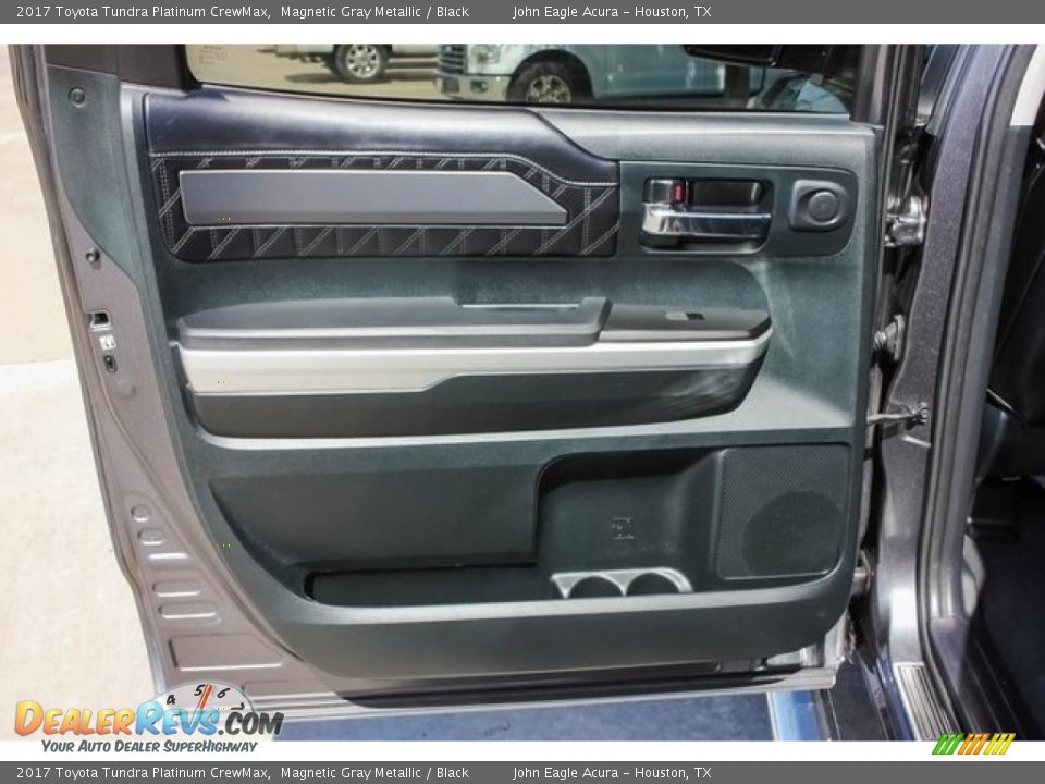 2017 Toyota Tundra Platinum CrewMax Magnetic Gray Metallic / Black Photo #17