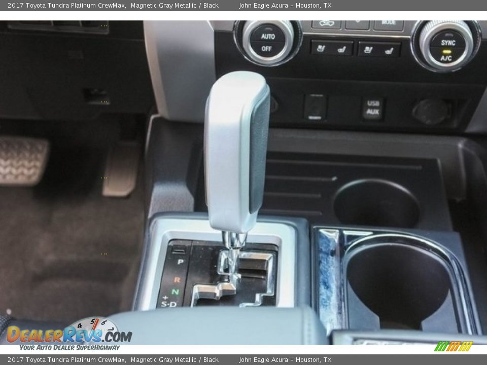 2017 Toyota Tundra Platinum CrewMax Magnetic Gray Metallic / Black Photo #28