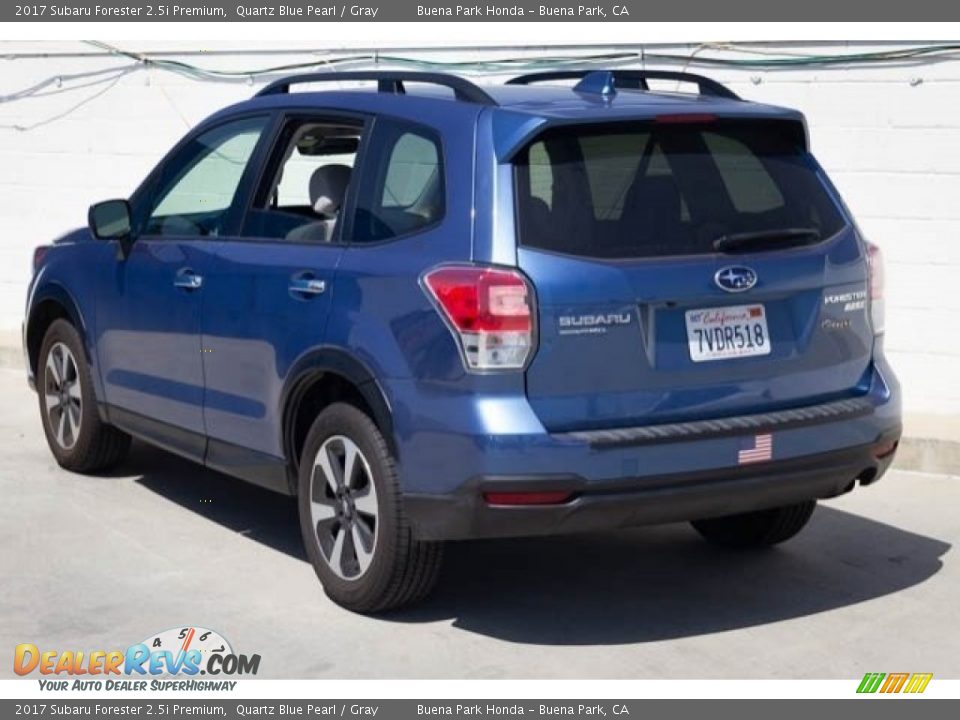 2017 Subaru Forester 2.5i Premium Quartz Blue Pearl / Gray Photo #2